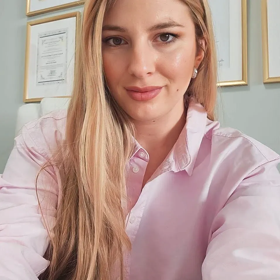 Χριστίνα Ιωάννα Κόλμπου|ΨυχολόγοςΨυχοδυναμικήΨυχοθεραπευτρια